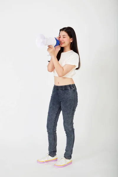 Young Beautiful Brunette Asian Woman Wearing White Shirt Jeans White — Stock Photo, Image