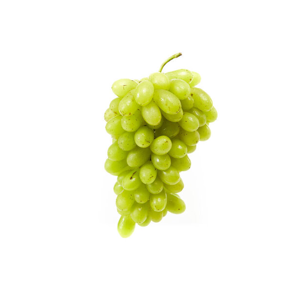 Вкусная куча свежего белого винограда в воздухе на белом фоне