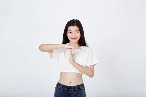 Mladý Krásný Asijské Žena Dělá Time Out Gesta Rukama Ukazující — Stock fotografie