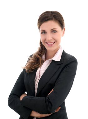 Elleri beyaz arka planda katlanmış güzel genç bir kadın. 