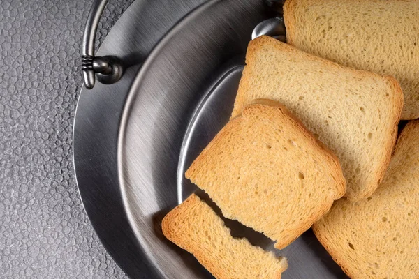 Rusks Sur Plateau Métal Images De Stock Libres De Droits