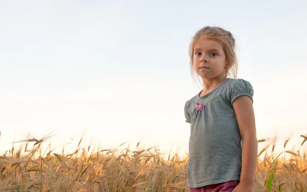 Una bambina. — Foto Stock