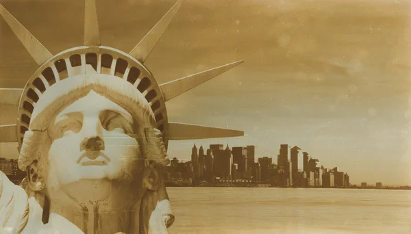 Äldre sepia digital grunge nödställda effekt New York — Stockfoto