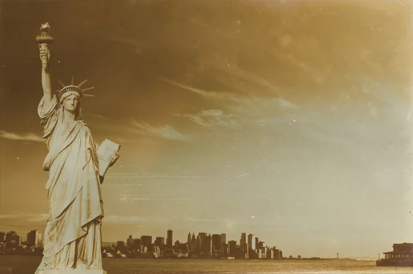 Äldre sepia digital grunge nödställda effekt New York — Stockfoto