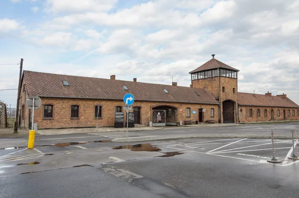 Visión histórica del campo de exterminio de Auschwitz en color — Foto de Stock