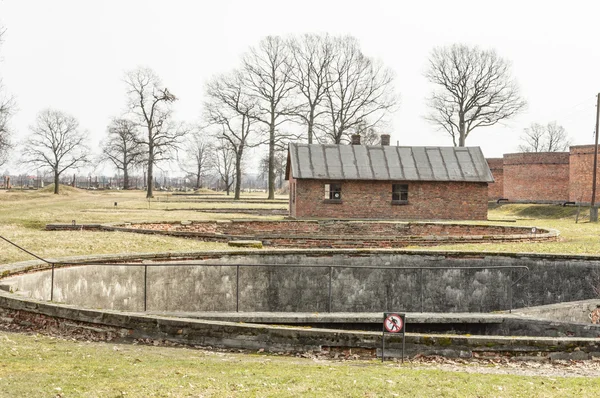 Visión histórica del campo de exterminio de Auschwitz en color —  Fotos de Stock