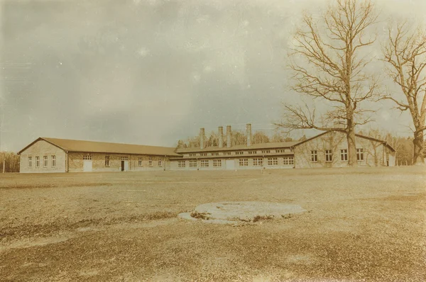 Vieilli sépia numérique grunge effet de détresse auschwitz concentrat — Photo