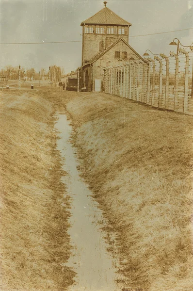 Etkisi auschwitz concentrat yaşında sepya dijital grunge sıkıntılı