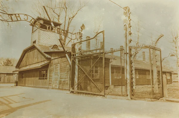 Etkisi auschwitz concentrat yaşında sepya dijital grunge sıkıntılı