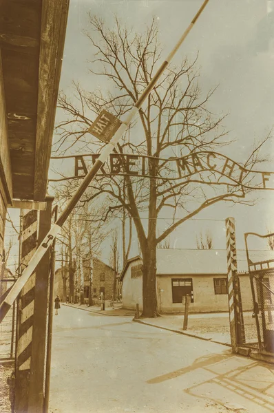 Etkisi auschwitz concentrat yaşında sepya dijital grunge sıkıntılı