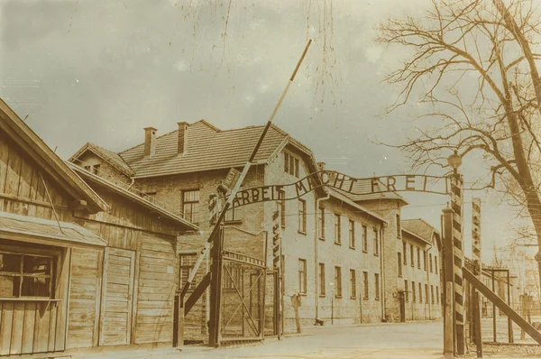 Etkisi auschwitz concentrat yaşında sepya dijital grunge sıkıntılı