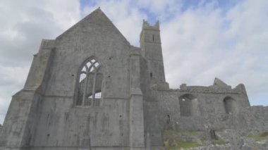 ünlü İrlandalı landmark, quin abbey, county clare, İrlanda