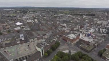 İrlanda'nın üçüncü büyük kenti, Limerick, İrlanda - Limerick Cityscape havadan görünümü