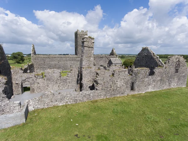 Clare ruiny opatství, hrabství clare, Irsko — Stock fotografie