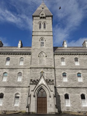 Güzel eski İrlanda tarihi taş mimarisi, County Clare, İrlanda