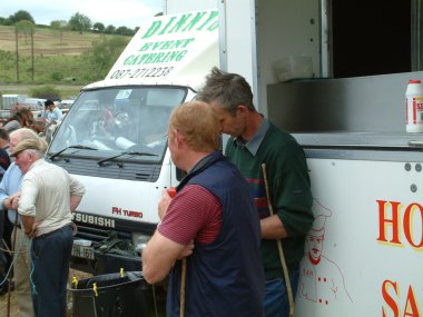 Clare, İrlanda - 23 Haziran 2016: Spancill Hill, İrlanda. Spancil Hill at Fuarı. Her yıl 23 Haziran meydana Spancill Hill adil, İrlanda'nın ve Avrupa'nın en eski tarihi at Fuarı,.