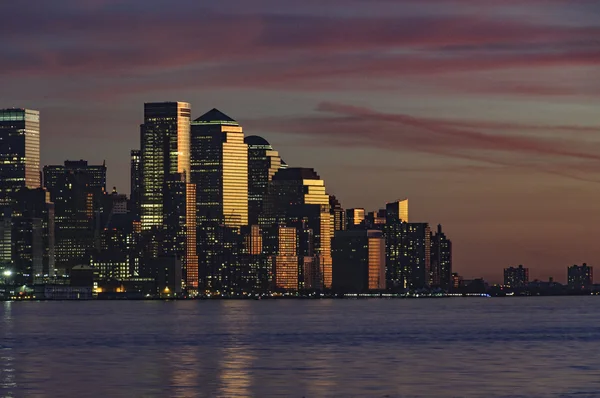 NUEVA YORK CITYSCAPE - 30 de julio de 2015: Vista del paisaje urbano de Nueva York, Nueva Y — Foto de Stock