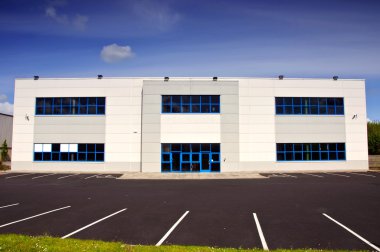 Beyaz coporate İşhanı Kiralık