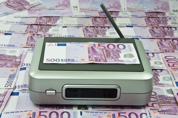 Foto-Konzept der modernen Kommunikation Geld sparen — Stockbild Konzept der modernen Kommunikation Geldersparnis — Stockfoto