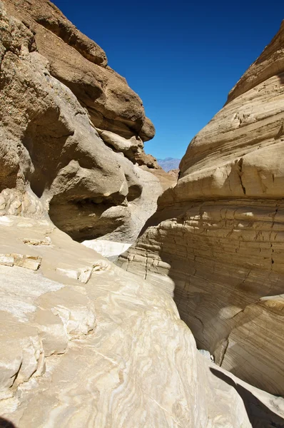 Formaciones rocosas en el valle de la muerte, ca, EE.UU. — Foto de Stock