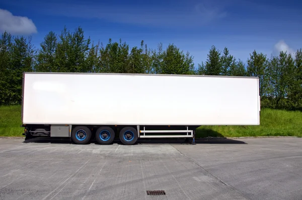 Air conditioned truck trailer for haulage transporting — Stock Photo, Image