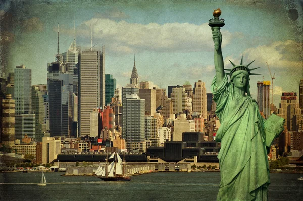 Nova Iorque conceito de turismo urbano com liberdade de estátua — Fotografia de Stock