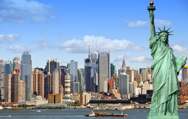 new york city cityscape skyline with statue of liberty