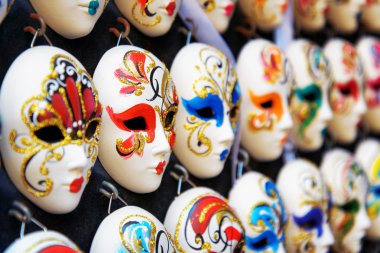 Carnival dükkanda Venedik, İtalya'nın Venedik tam yüz maskeleri