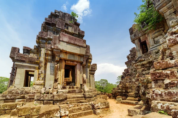 古代は、Ta ケオ寺をモノします。アンコール, シェムリ アップ, カンボジア — ストック写真