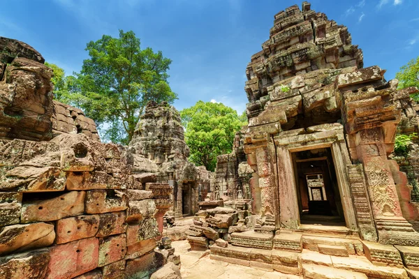 Svatyně a ruiny starověkého chrámu Ta Som v Angkor, Kambodža — Stock fotografie