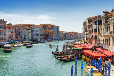 rialto Köprüsü, Venedik, İtalya'dan grand canal View