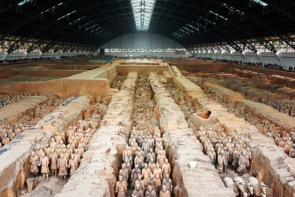 Die berühmte Terrakottaarmee, das Qin shi huang Mausoleum — Stockfoto