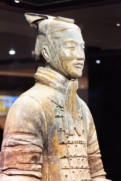 Vista de perto do oficial de nível médio do Exército de Terracota — Fotografia de Stock