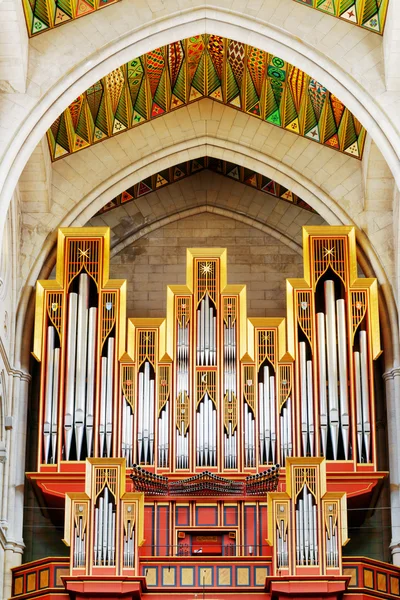 Close-up beeld van het pijporgel in de kathedraal van Saint Mary-th — Stockfoto