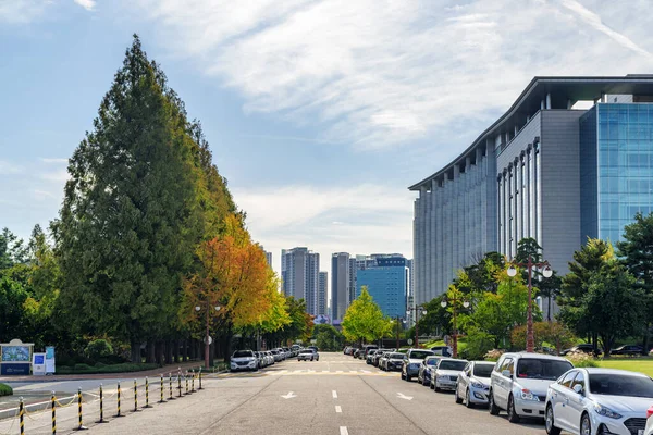 ソウル 2017年10月14日 Youidoの素晴らしい街並み ヨイ島はソウルの主要金融投資銀行地区です — ストック写真