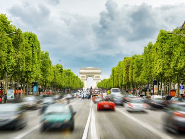 Triumphal görünümünü kemer için Champs-Elysees Paris, F