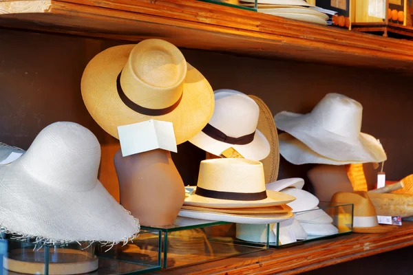 A wide range of hats in shop — Stock Photo, Image