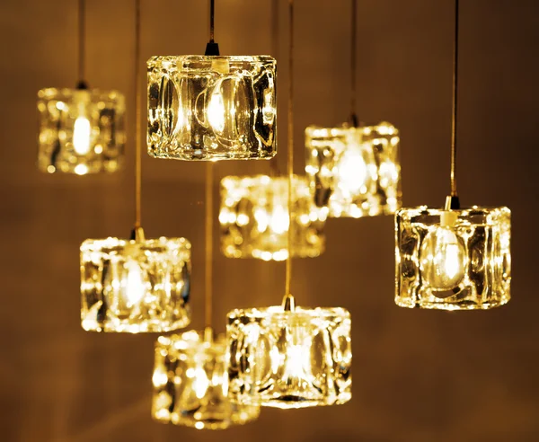 Vértes nézet létrehozásához egy Romantik modern lámpatest — Stock Fotó
