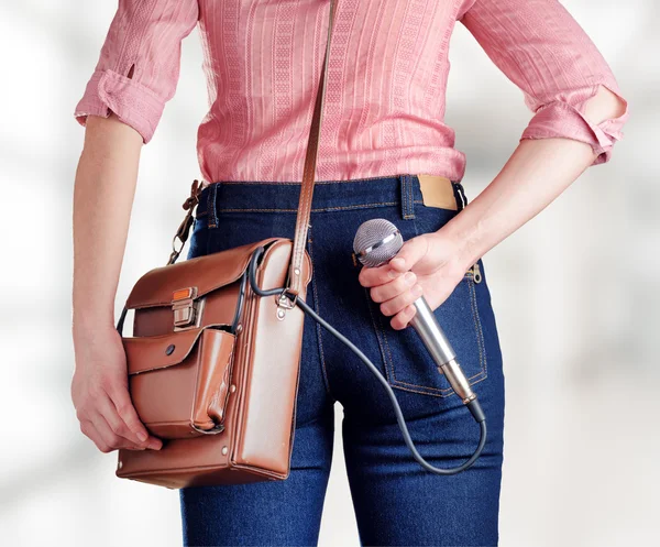 Female journalist with microphone. Retro style — Stock Photo, Image