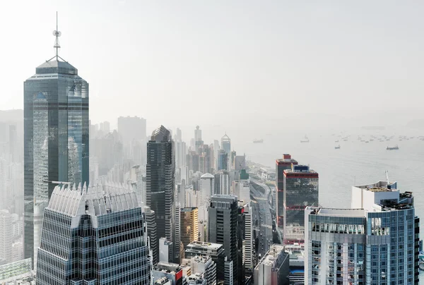 Vista de arranha-céus no centro de negócios da cidade de Hong Kong e Vic — Fotografia de Stock