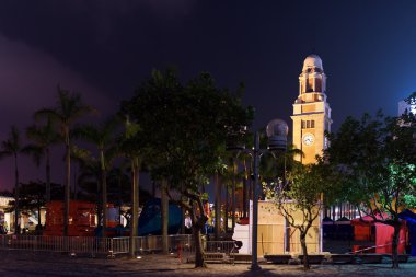 Saat Kulesi Hong Kong görünümünü akşam