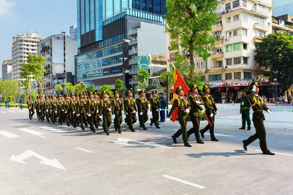 Военный парад в Хошимине — стоковое фото