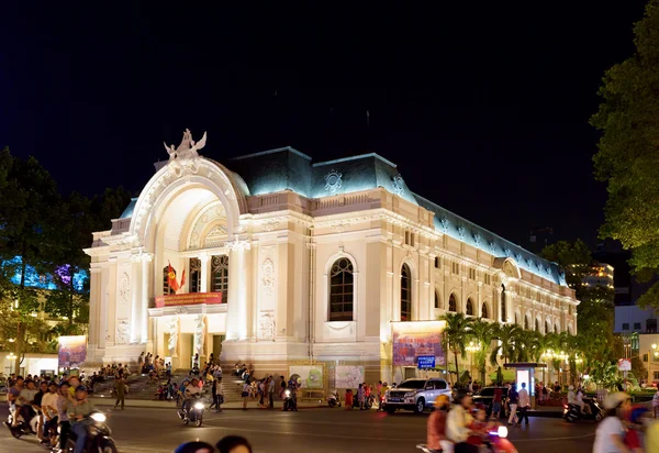 Saigon Opera House (Municipal Theatre) in Ho Chi Minh, Vietnam — Stock Photo, Image