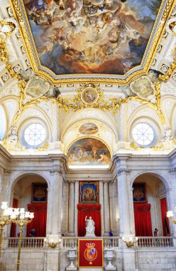 Moldings and the fresco Corrado Giaquinto