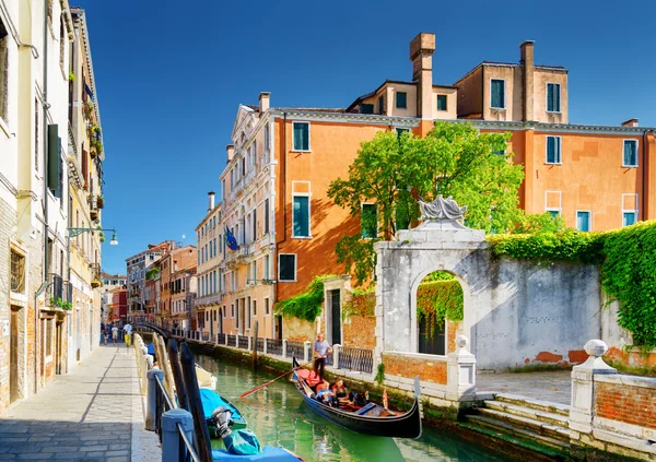 Scenic view of the Rio Marin Canal in Venice, Italy — Stock Fotó