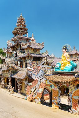 Side view of the Linh Phuoc Pagoda