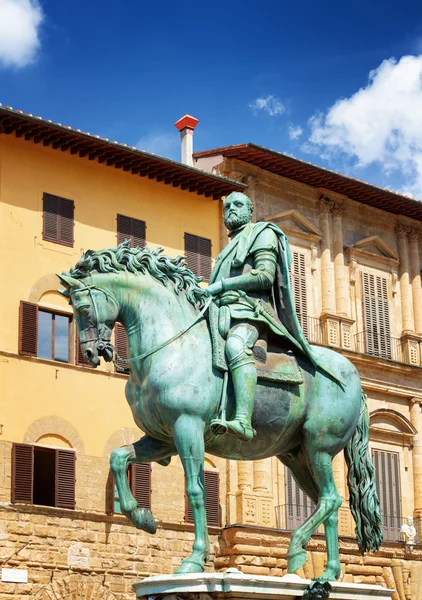 Statue of Cosimo I Medici on the Piazza della Signoria, Florence — Stockfoto