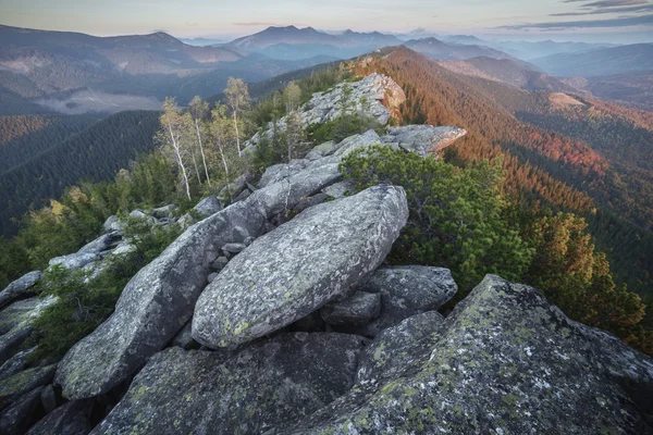 Montaña de cerca — Foto de Stock