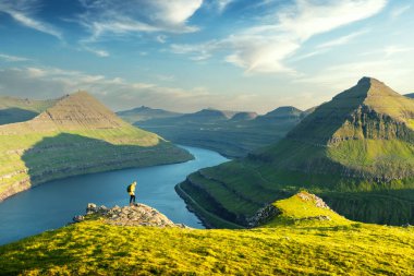 Funningur fiyortlarının muhteşem manzarası