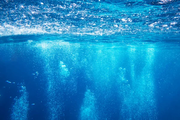 Fundo subaquático abstrato com bolhas de ar — Fotografia de Stock